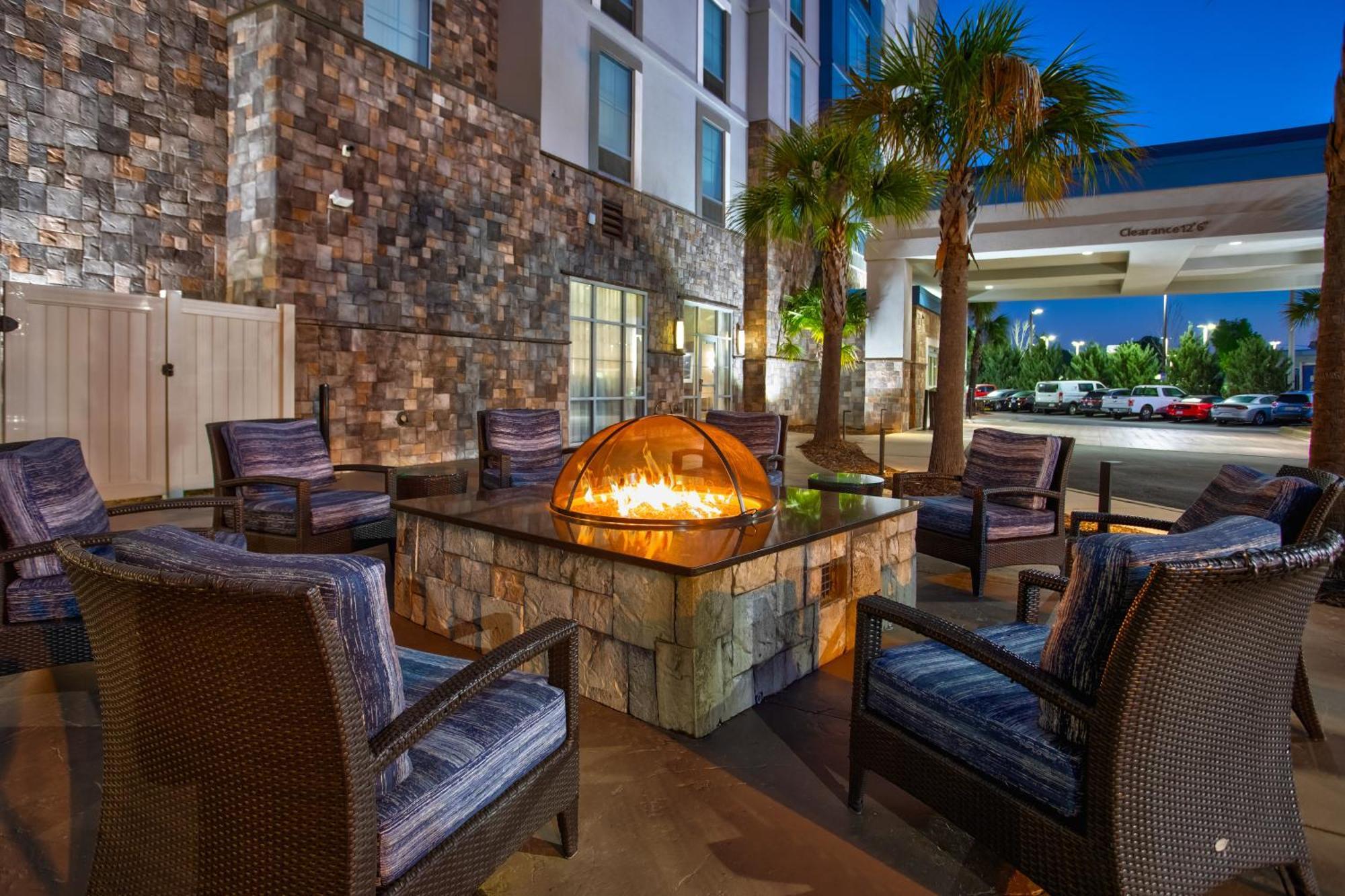 Hampton Inn & Suites Columbia/Southeast-Fort Jackson Luaran gambar
